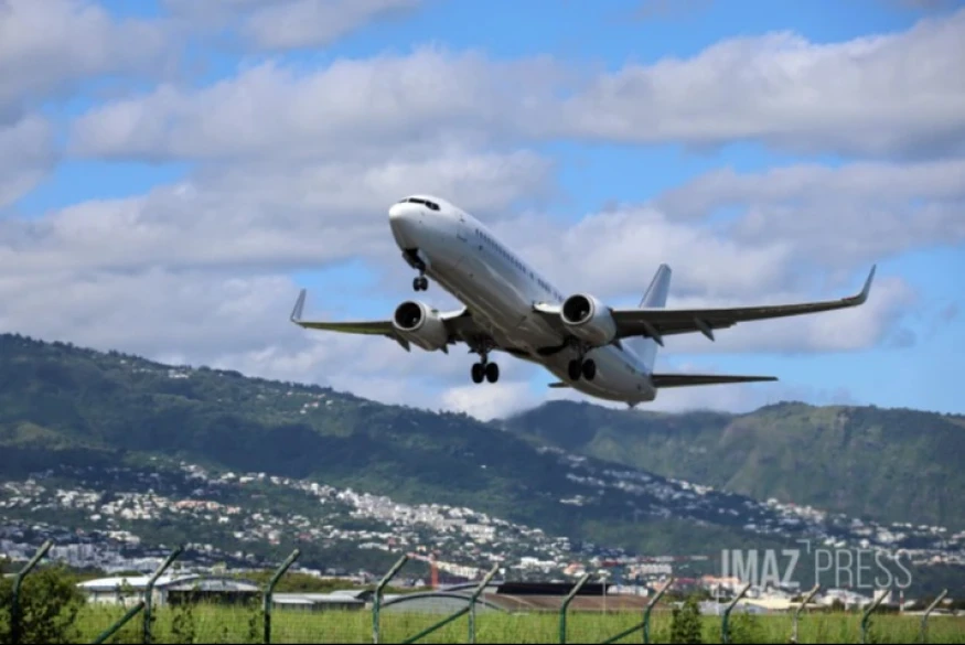 Transport aérien : en raison de la guerre, le prix de votre billet d'avion risque de coûter (beaucoup) plus cher