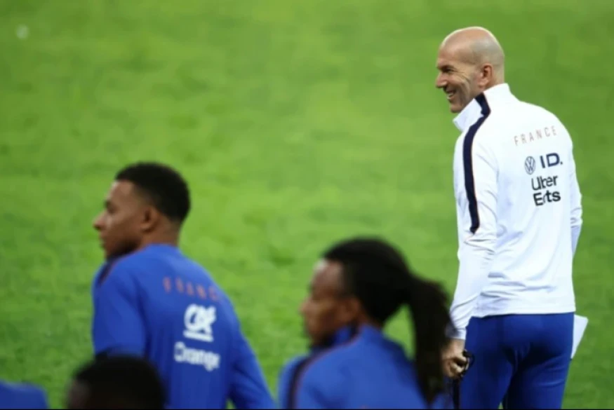 Equipe de France : l'ère Zidane s'ouvre en Turquie