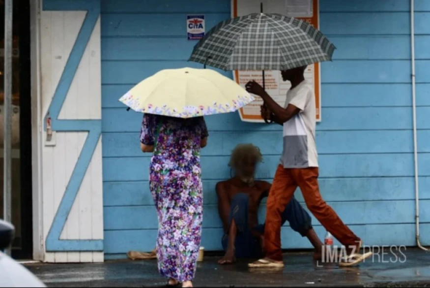 Le nord, l'est, et le sud-est de La Réunion en vigilance jaune fortes pluies et orages jusqu'à 18h