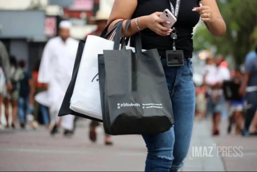 Saint-Denis passe à l'heure des soldes
